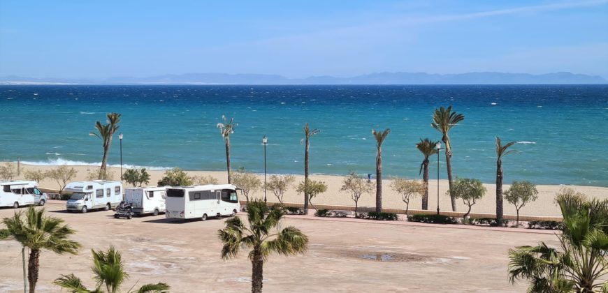 Piso de alquiler vacacional en Roquetas De Mar (Almería)