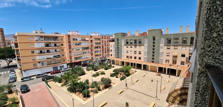 Se vende piso en Nueva Andalucía (Almería)