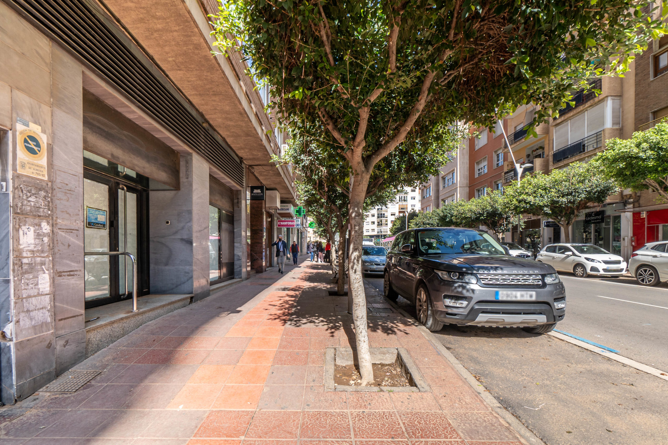En venta amplio piso en Avenida Estación (Almería)