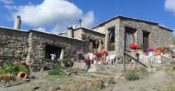 Cortijo adaptado a Hostal Rural con gran terreno en Alpujarra de la Sierra