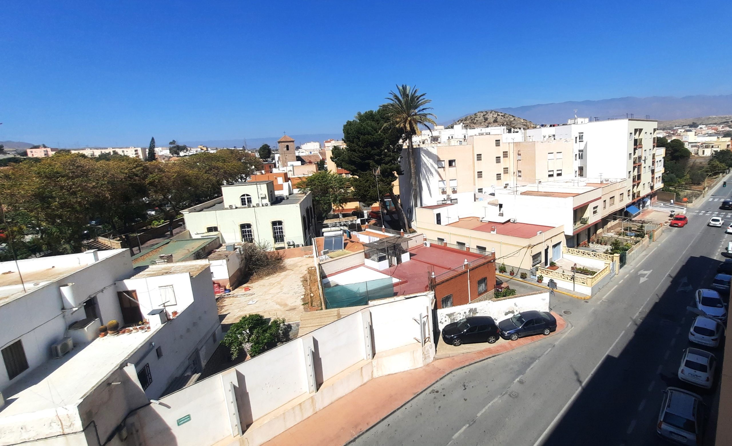 Se vende piso reformado en Huercal de Almería